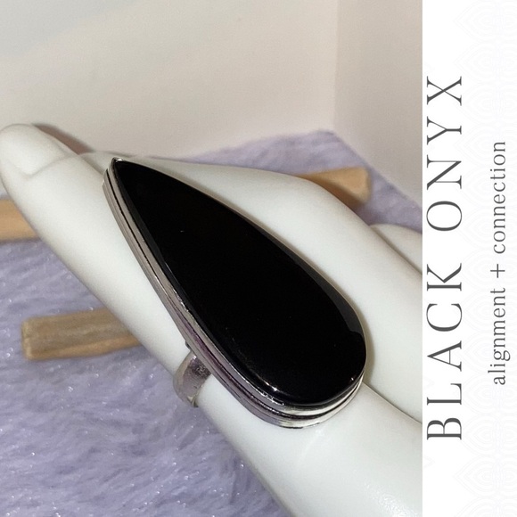 Sublime Black Onyx Gemstone Chunky Handmade Ring - Picture 3 of 7
